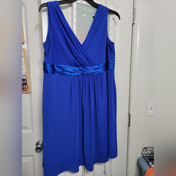 David’s Bridal formal Sleeveless Blue Jersey Dress 20 - Picture 1 of 3